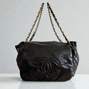 Chanel Black Shoulder Bag with Gold Chain, Excellent Condition